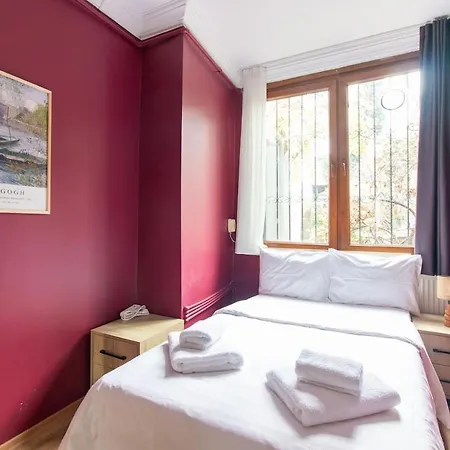 Authentic 2br Gem In The Heart Of Samatya * איסטמבול